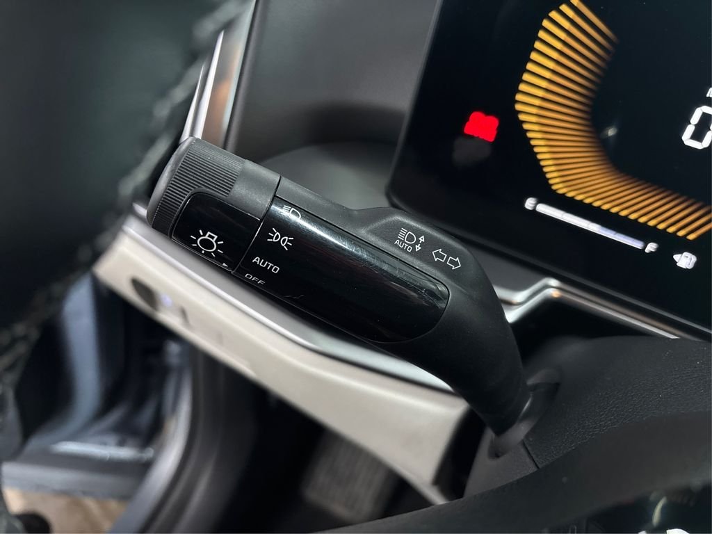 New 2025 Everlasting Silver Kia S image 25