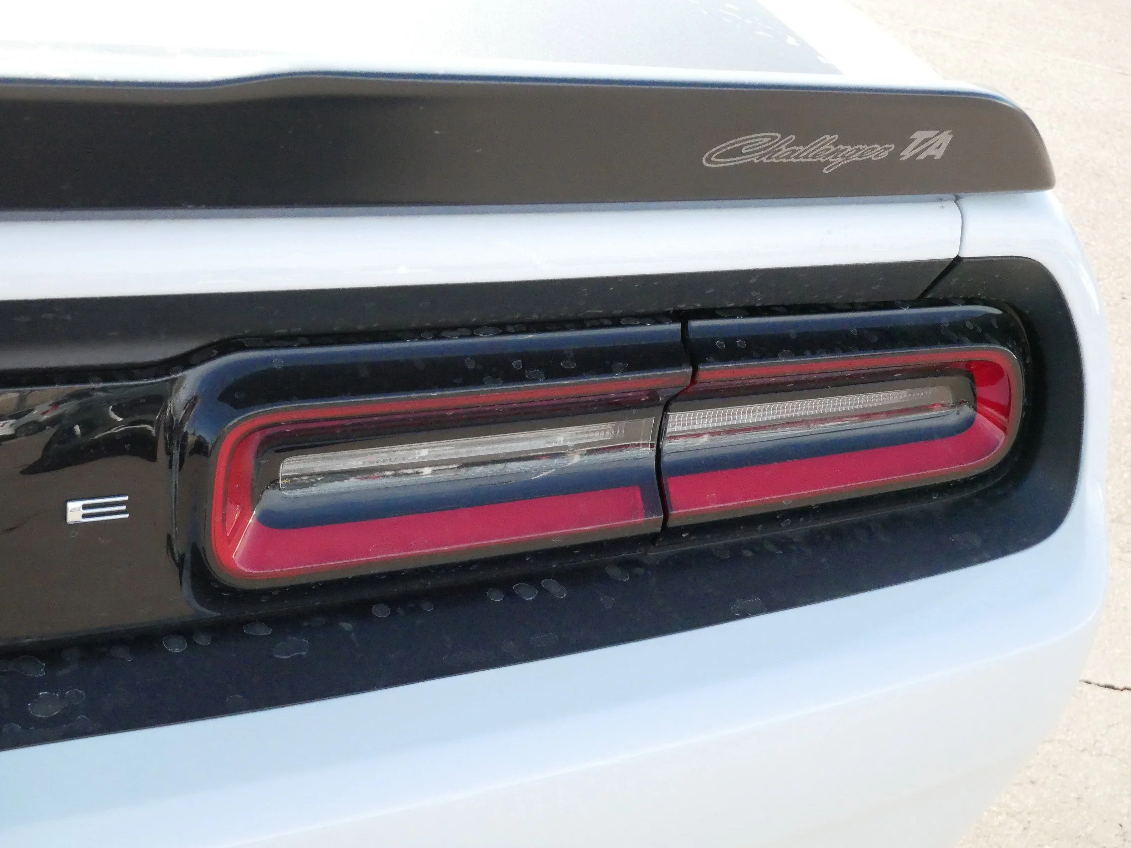 Used 2023 White Knuckle Clearcoat Dodge R/T/Trans Am image 17