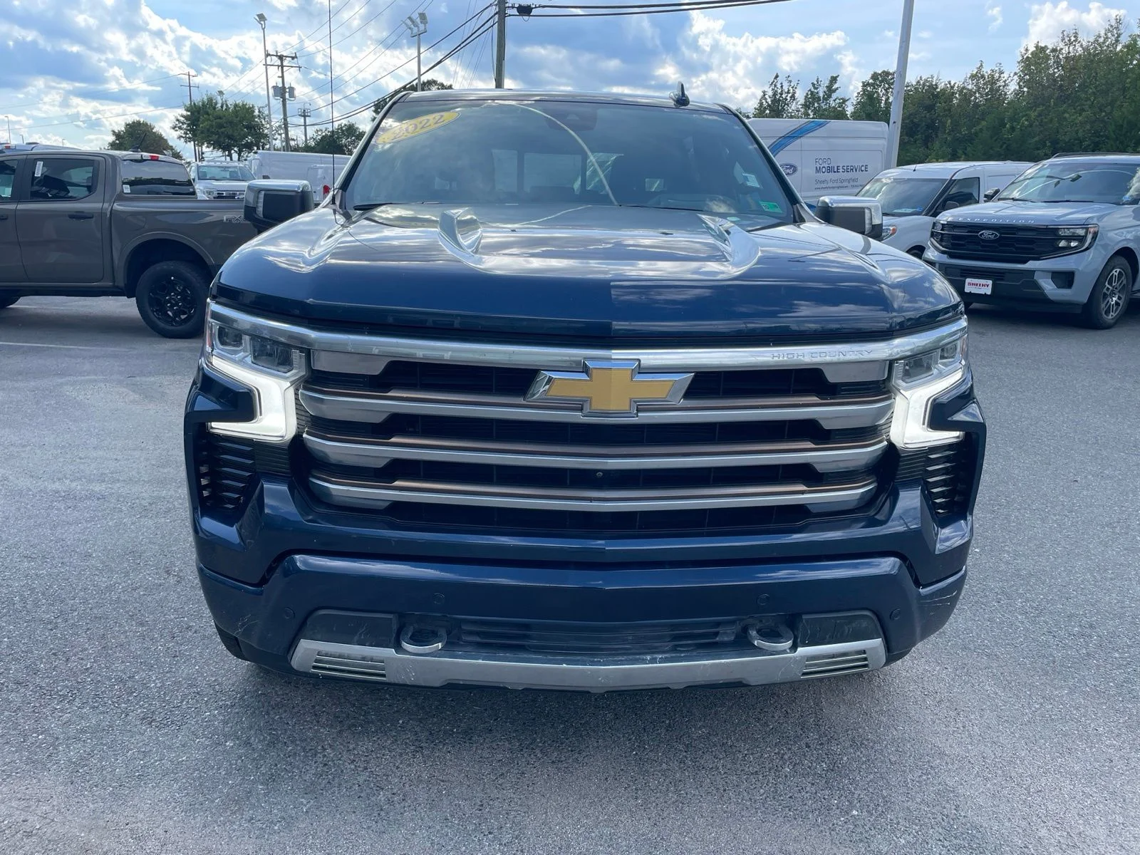 Used 2022 Blue Chevrolet High Country image 1