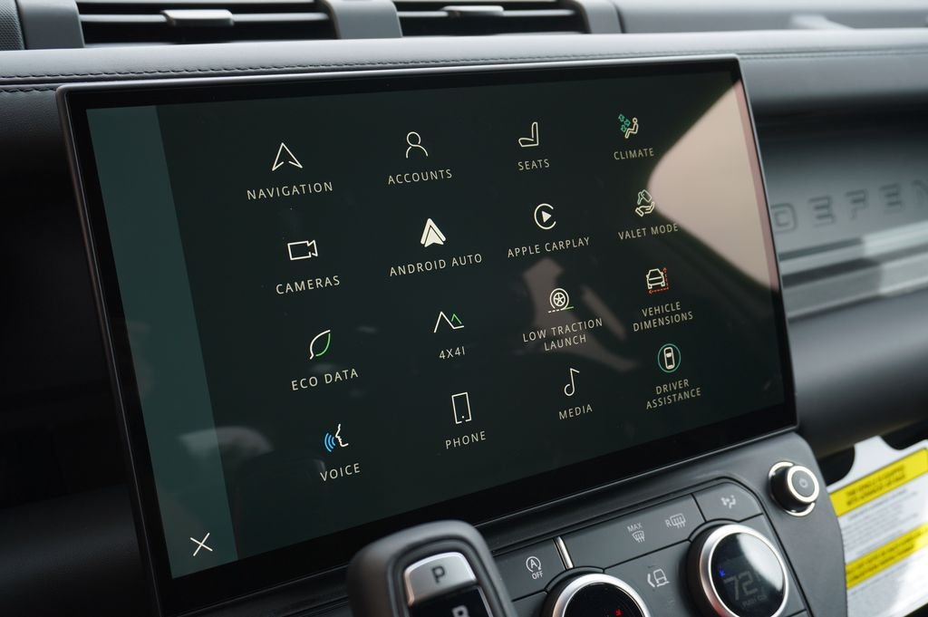 New 2026 Tasman Blue Land Rover X-Dynamic SE image 21