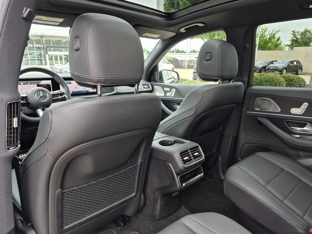 Certified Used 2025 Obsidian Black Metallic Mercedes-Benz GLS 450 image 18