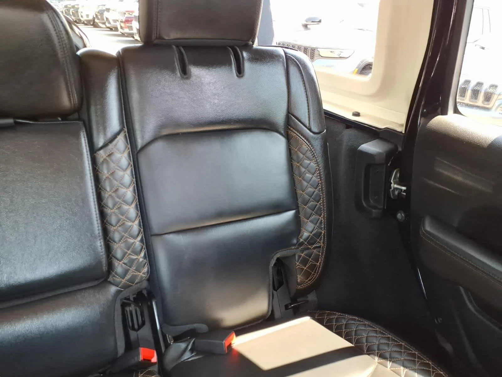 Certified Used 2022 Black Clearcoat Jeep Unlimited High Altitude image 20