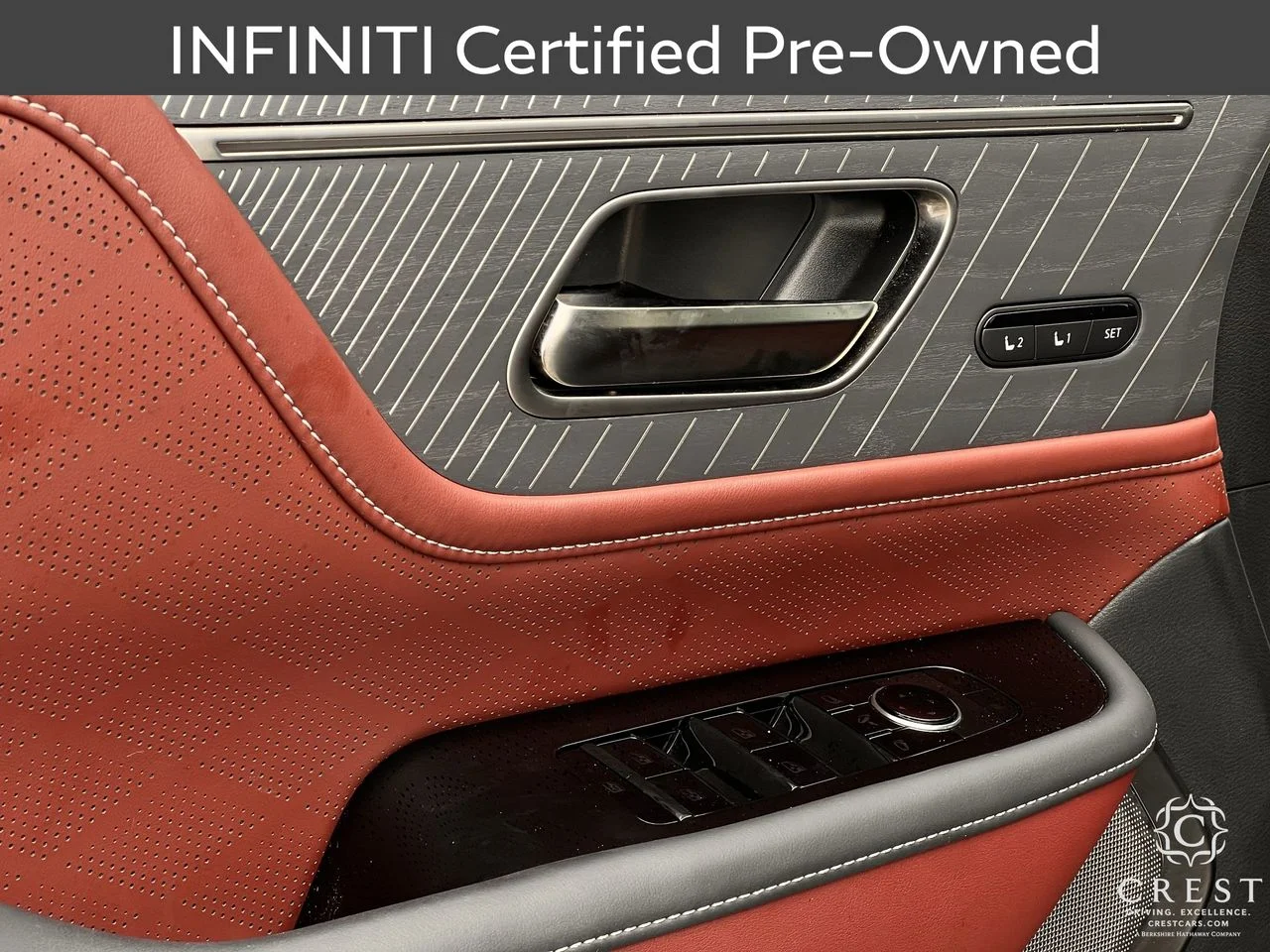 Certified Used 2026 Radiant White Black Obsidian INFINITI AUTOGRAPH image 24