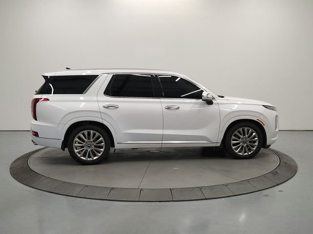 Used 2020 White Hyundai Limited image 9