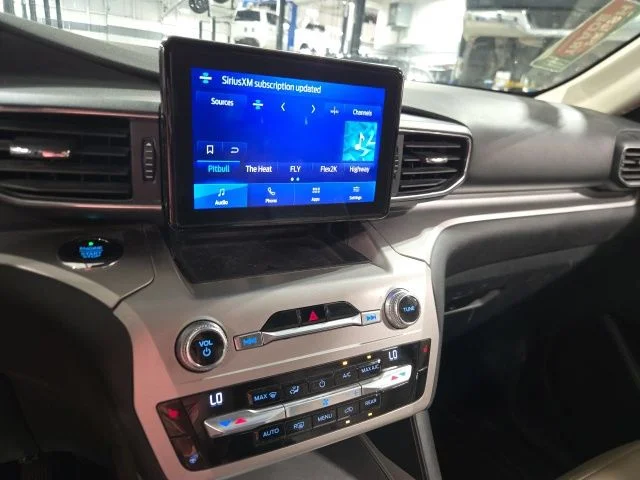 Used 2021 Blue Ford XLT image 15
