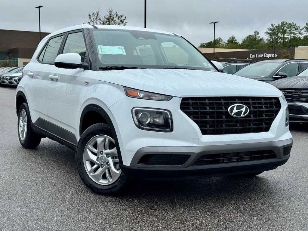 2026 Hyundai Venue SE - Photo 1