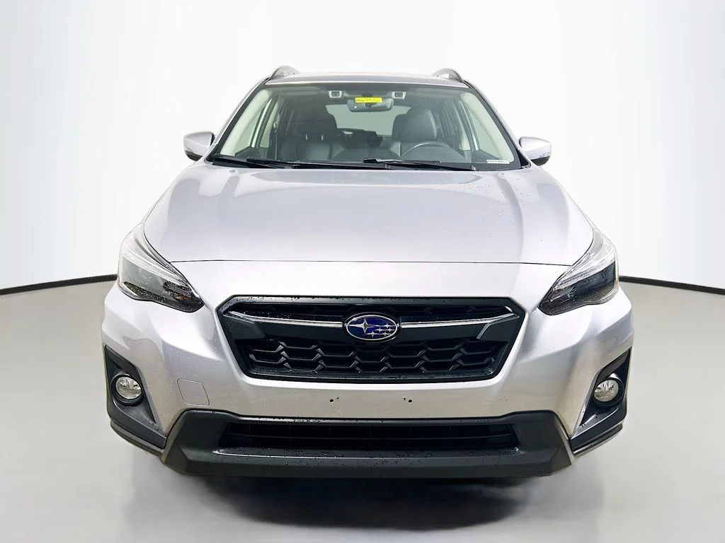 Used 2019 Ice Silver Metallic Subaru Limited image 2