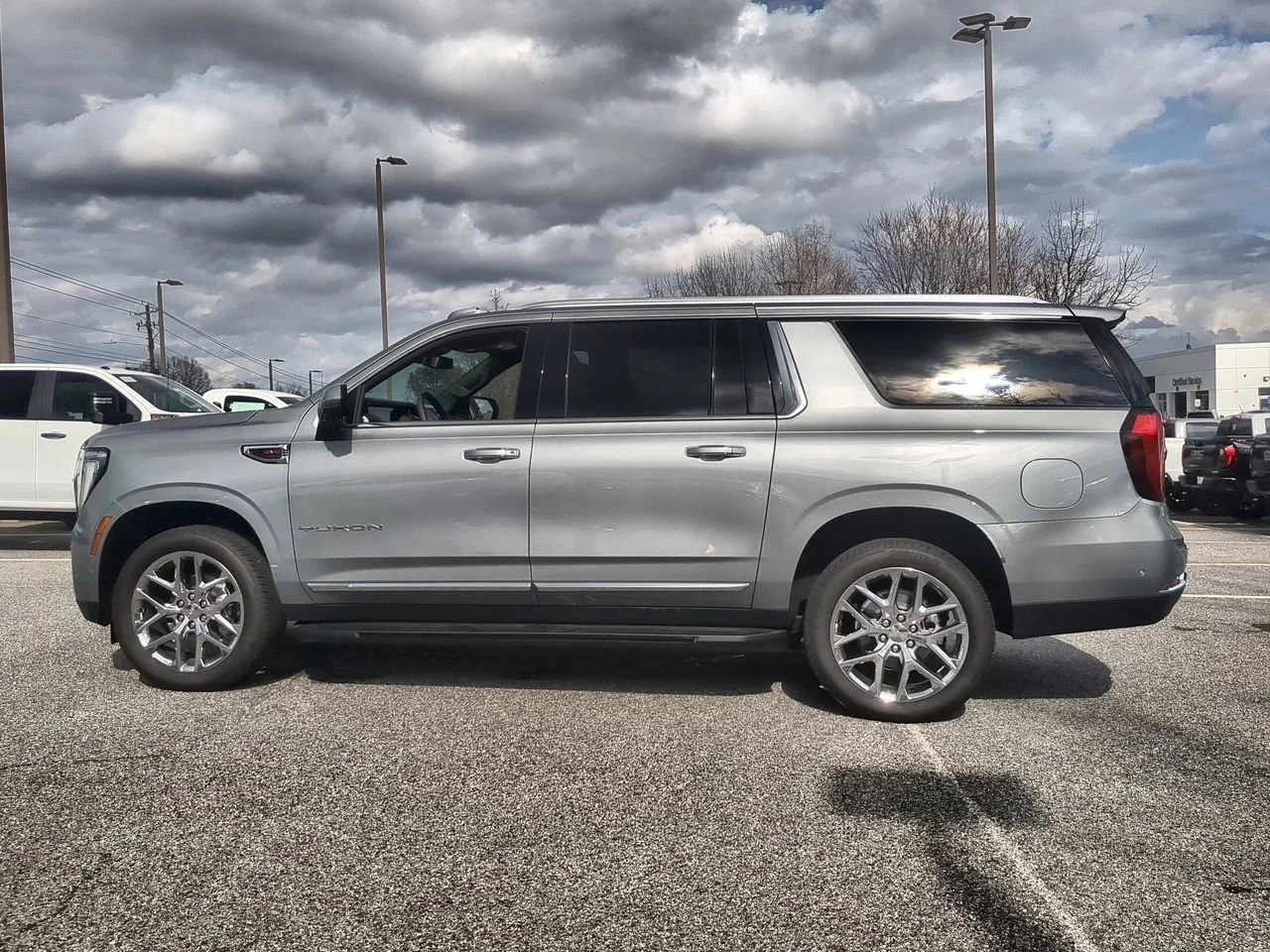 New 2026 Sterling Metallic GMC Elevation image 5