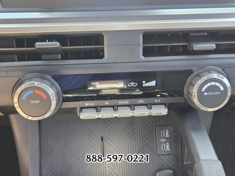 Used 2025 Underground TOYOTA SR5 image 24
