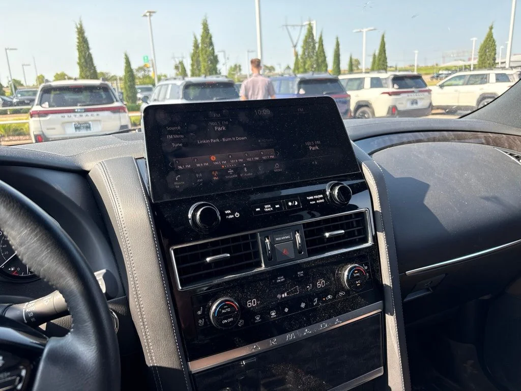 Used 2023 Blue Nissan Platinum image 3