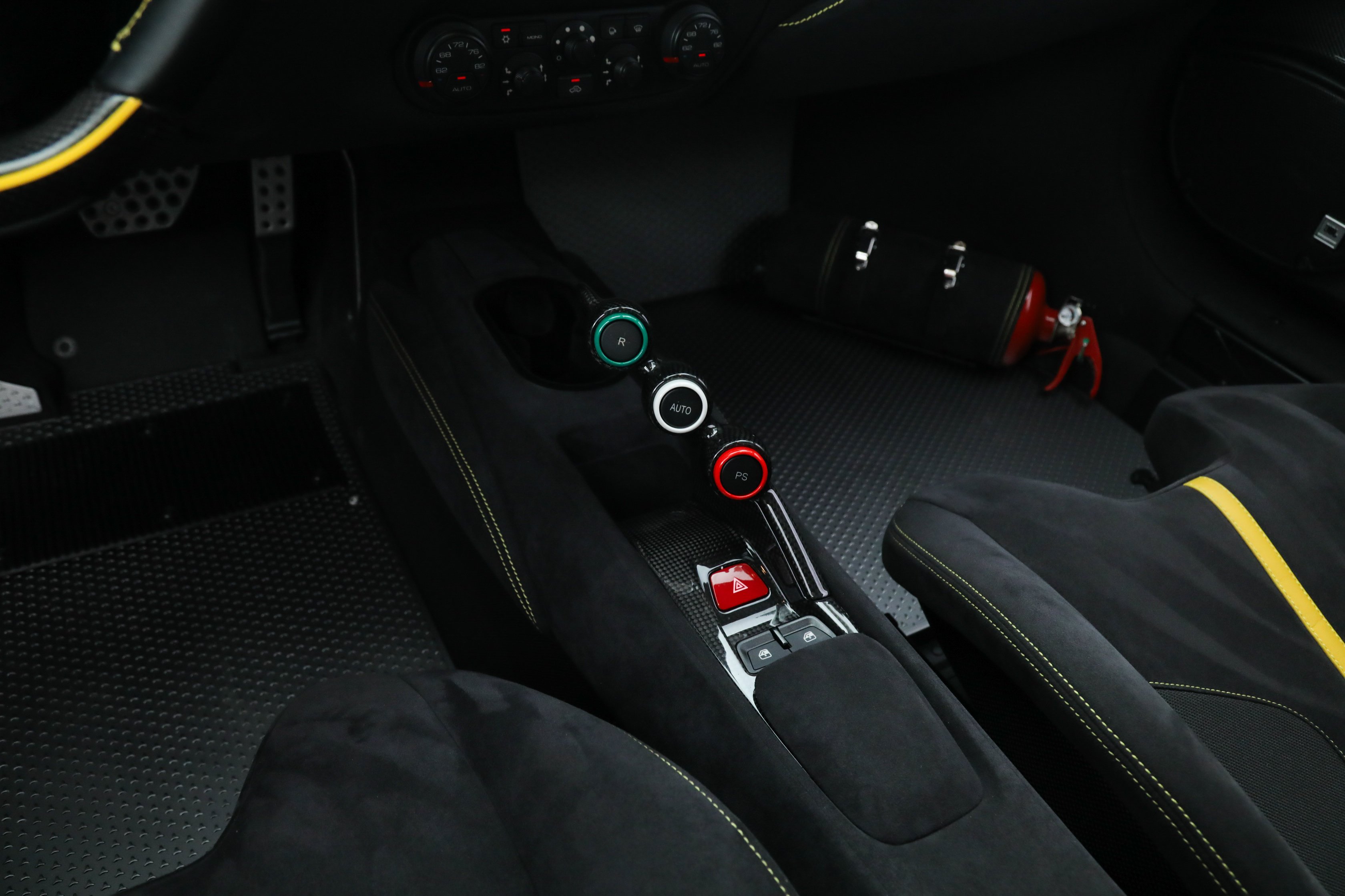 Used 2019 Blue Ferrari  image 33