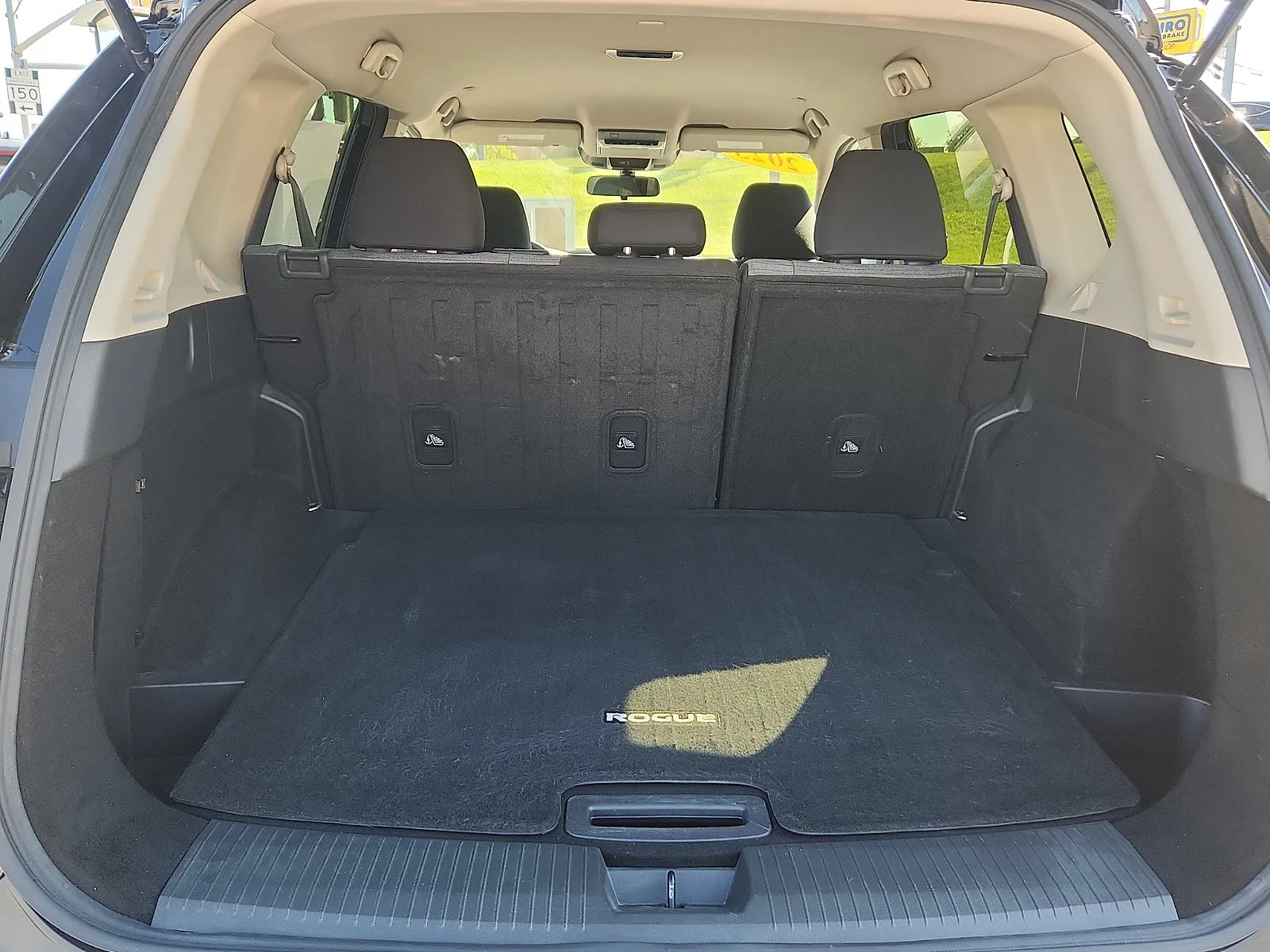 Used 2023 Black Nissan SV image 29