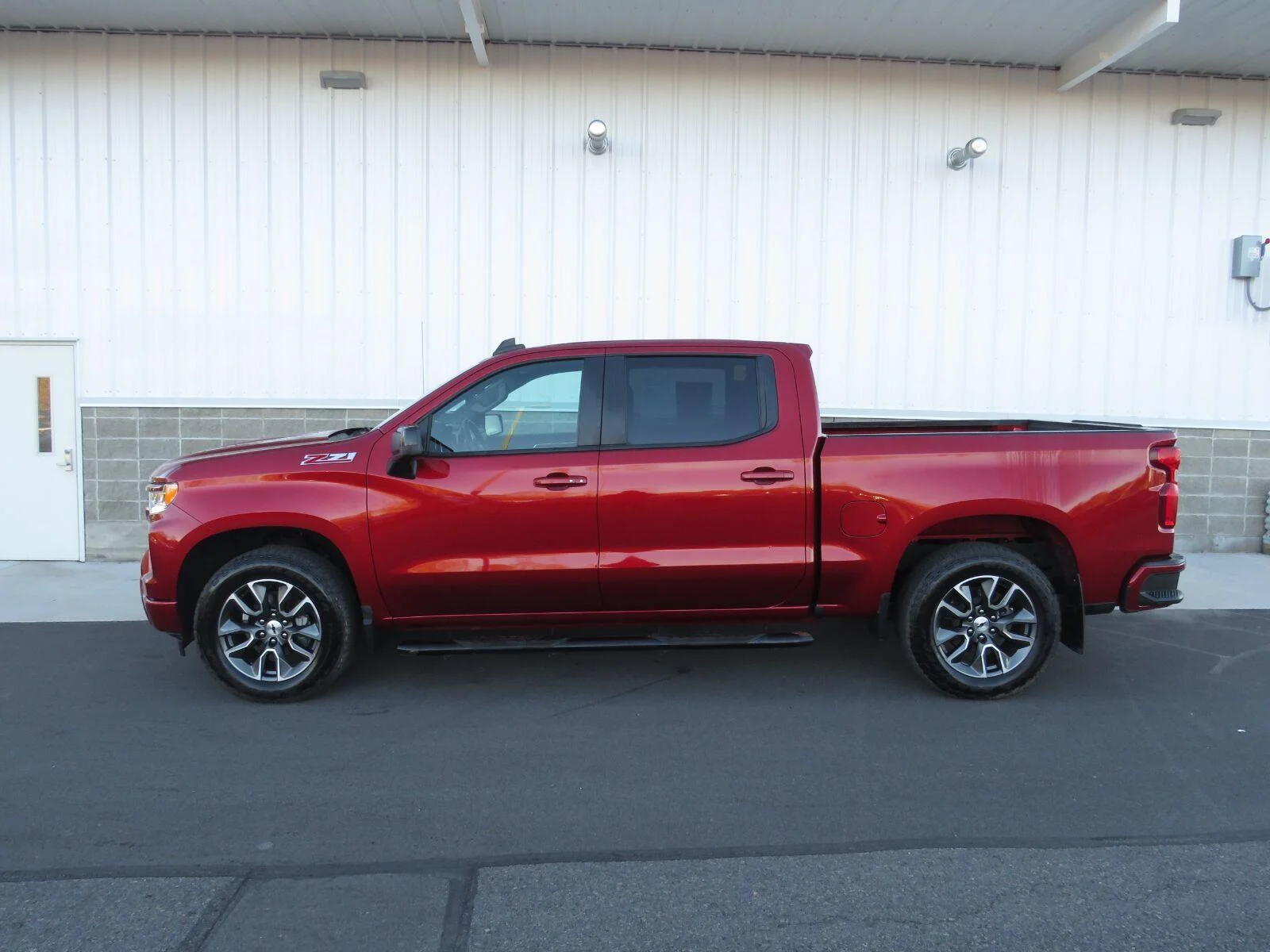 Used 2024 Radiant Red Tintcoat Chevrolet RST image 11