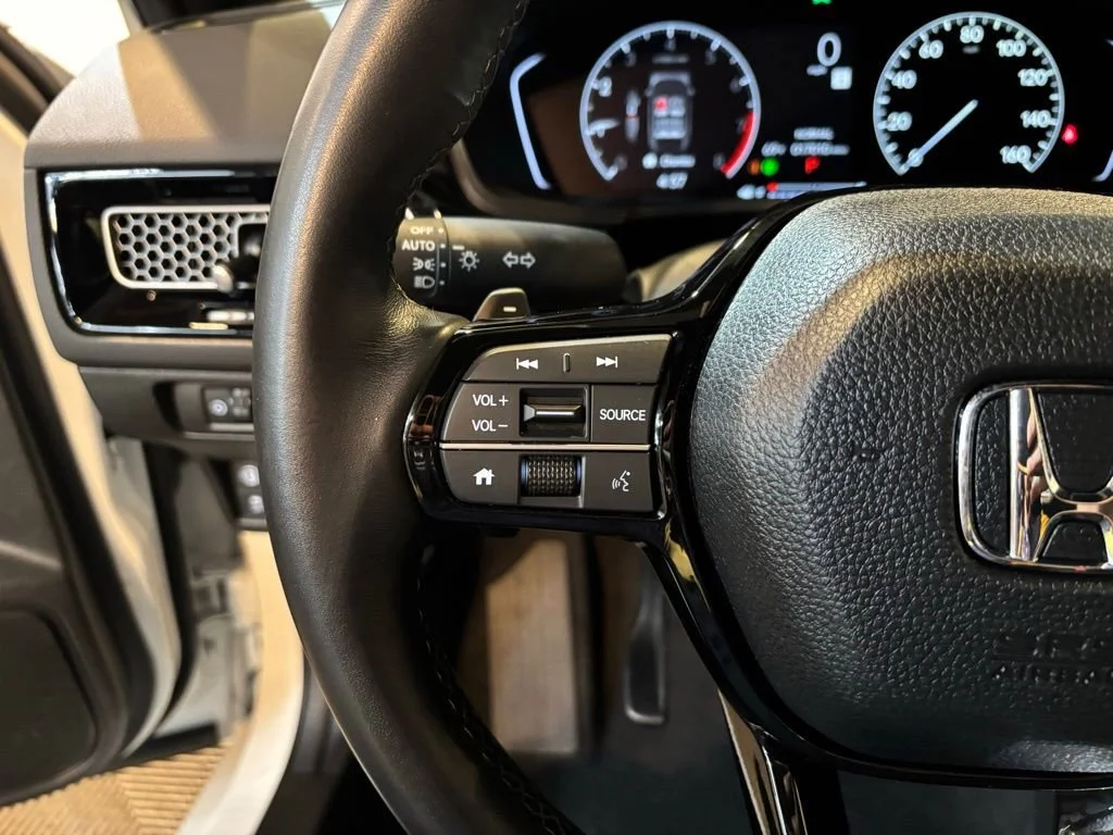 Certified Used 2023 Platinum White Pearl Honda 2.0L 4D SPORT image 39