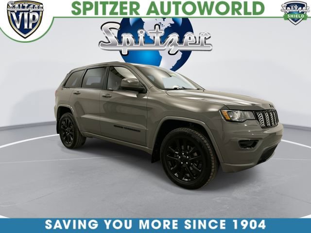 Used 2019 Gray Jeep Altitude image 3