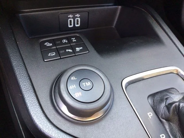 Certified Used 2019 Lightning Blue Metallic Ford Lariat image 20