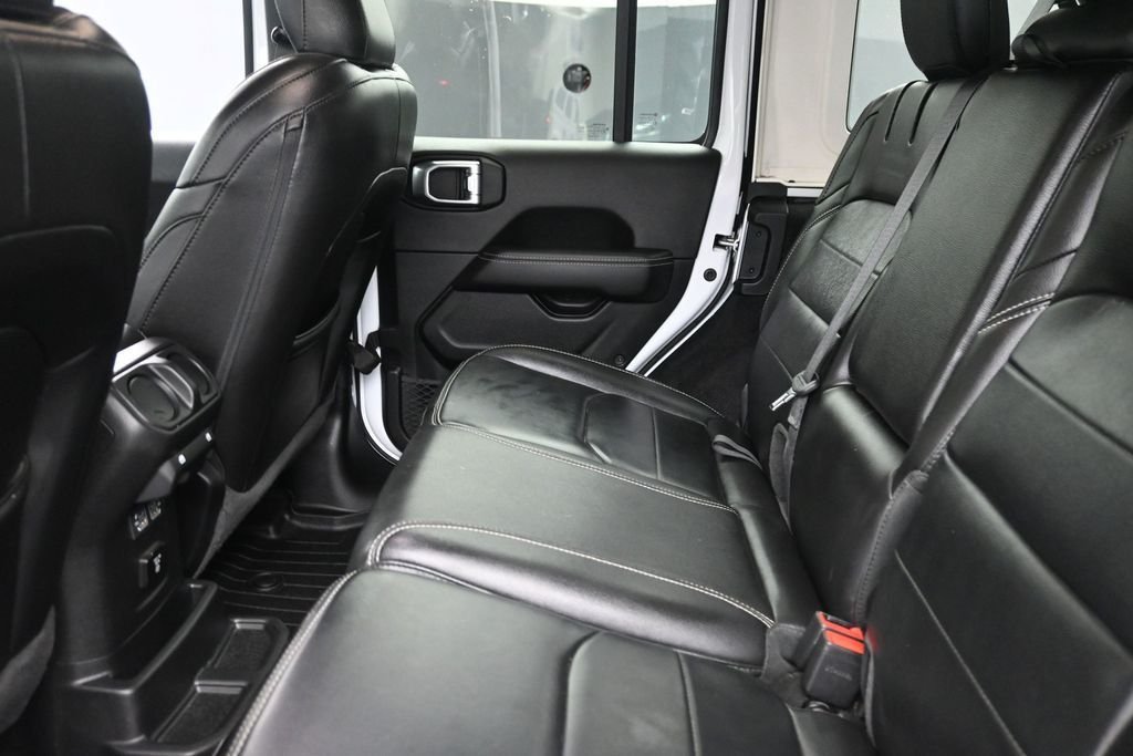 Used 2022 White Jeep Unlimited Sahara 4xe image 13