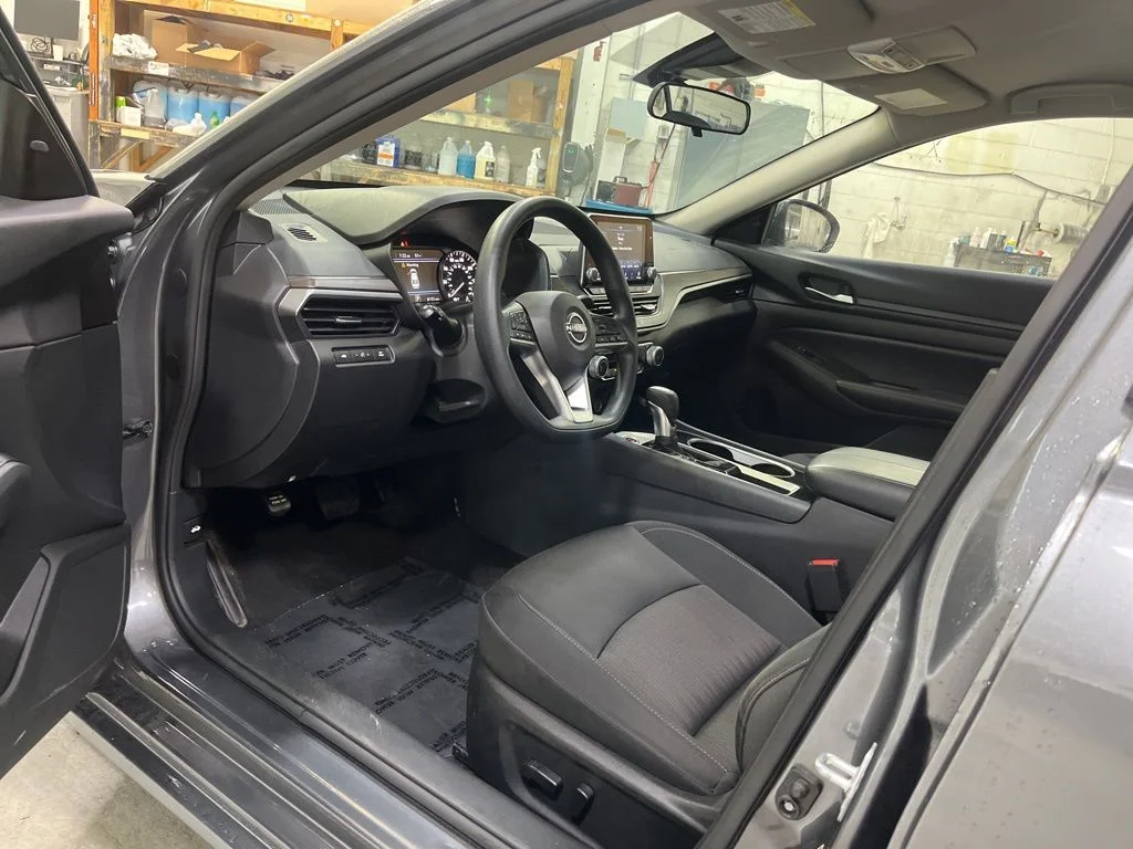 Used 2024 Gray Nissan 2.5 SV image 11