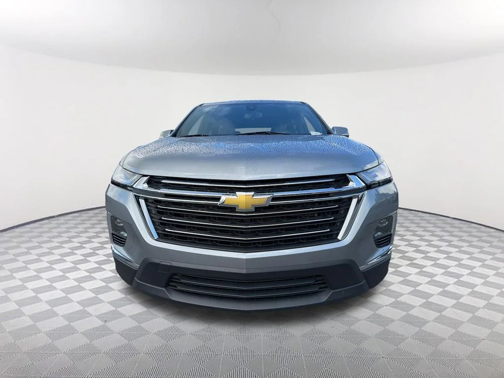 Used 2023 Gray Chevrolet LT image 2