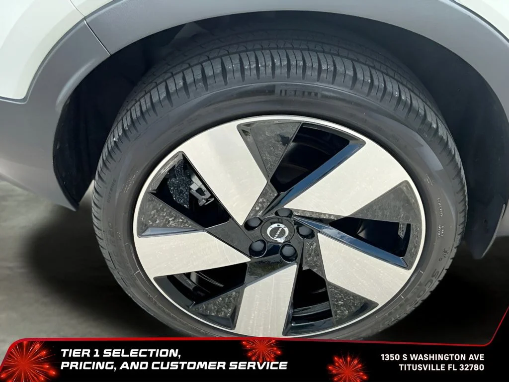 Used 2023 White Volvo Ultimate image 33