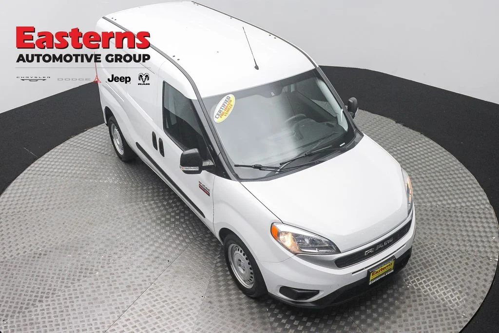 Used 2022 White Ram Base image 3