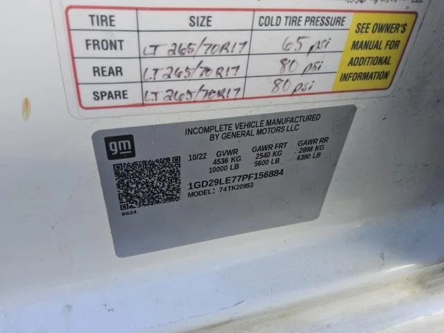 Used 2023 SUMMIT WHITE GMC Pro image 26