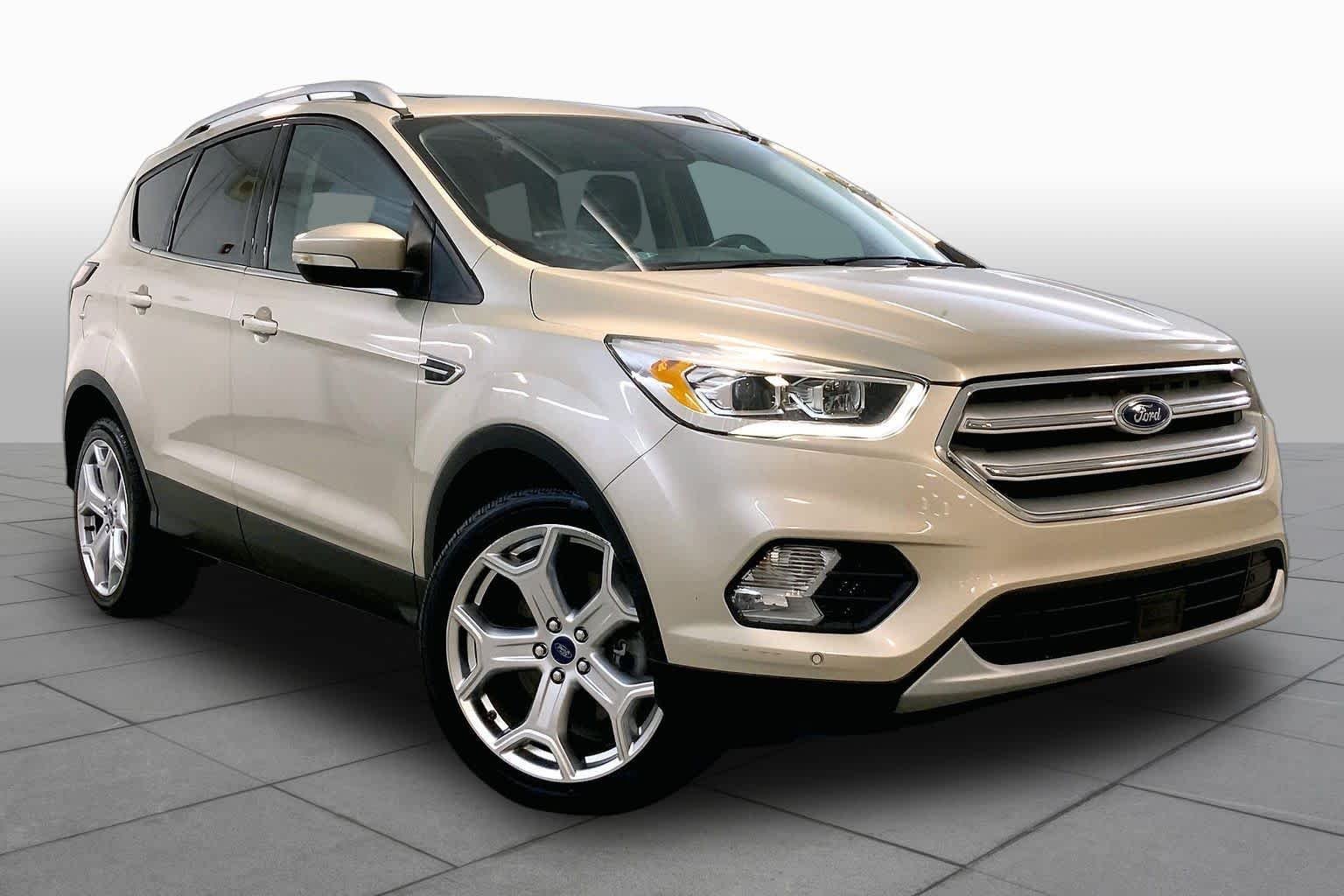 Used 2018 Ford Escape Titanium with VIN 1FMCU9J92JUB08953 for sale in Kansas City