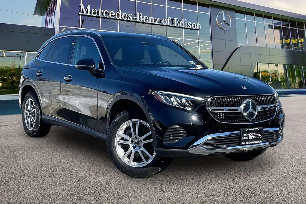 2023 Mercedes-Benz GLC