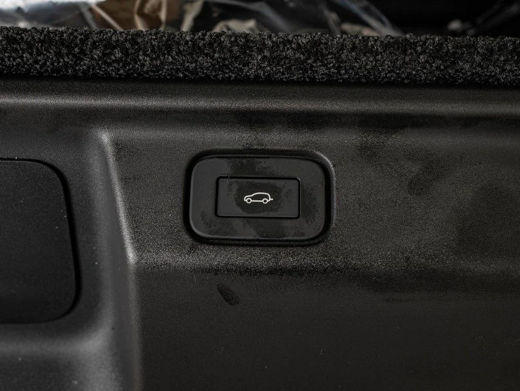 2026 Land Rover Range Rover SE - Photo 19
