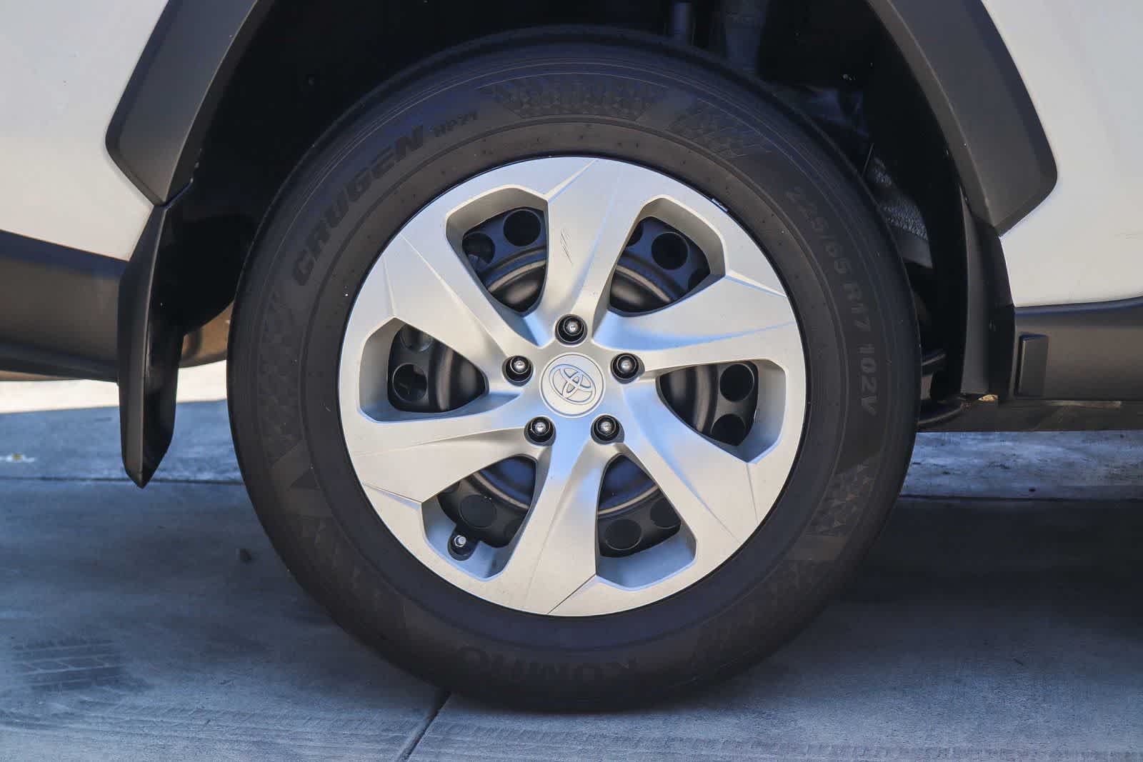 Used 2021 Super White Toyota LE image 7
