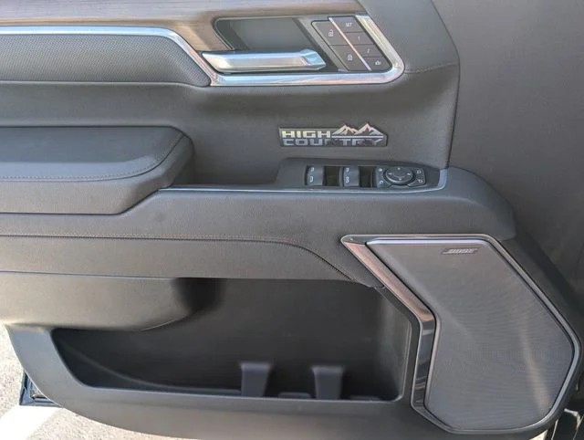 Used 2025 Black Chevrolet High Country image 31