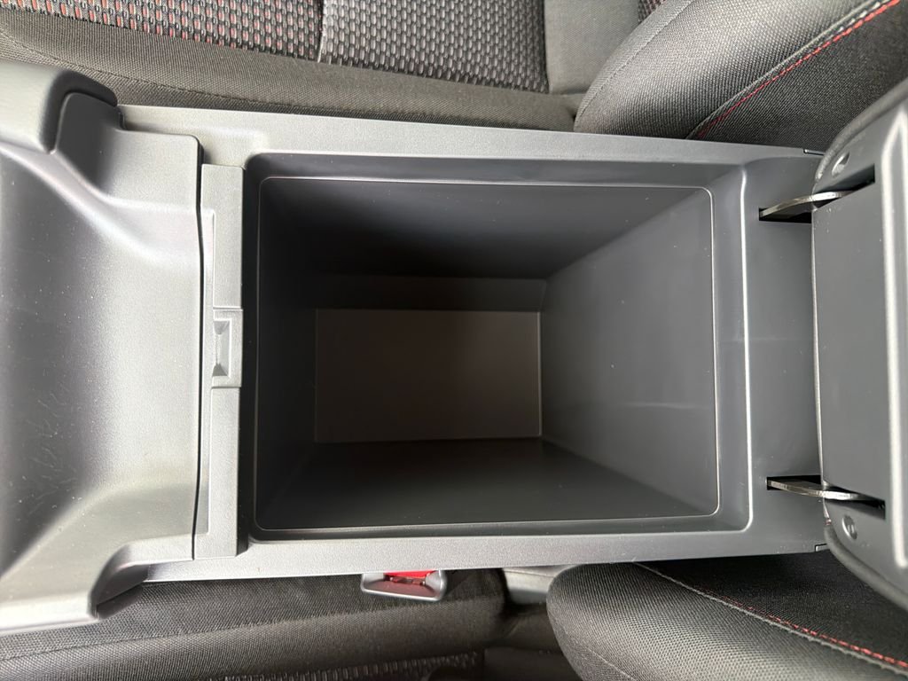 New 2026 Nissan Sentra SR 4D Sedan