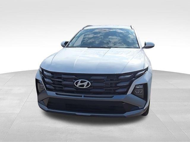 New 2026 White Hyundai SEL AWD image 3