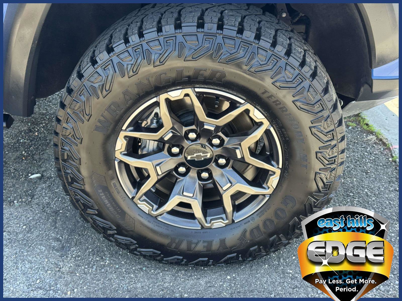 2025 Chevrolet Colorado ZR2 - Photo 6