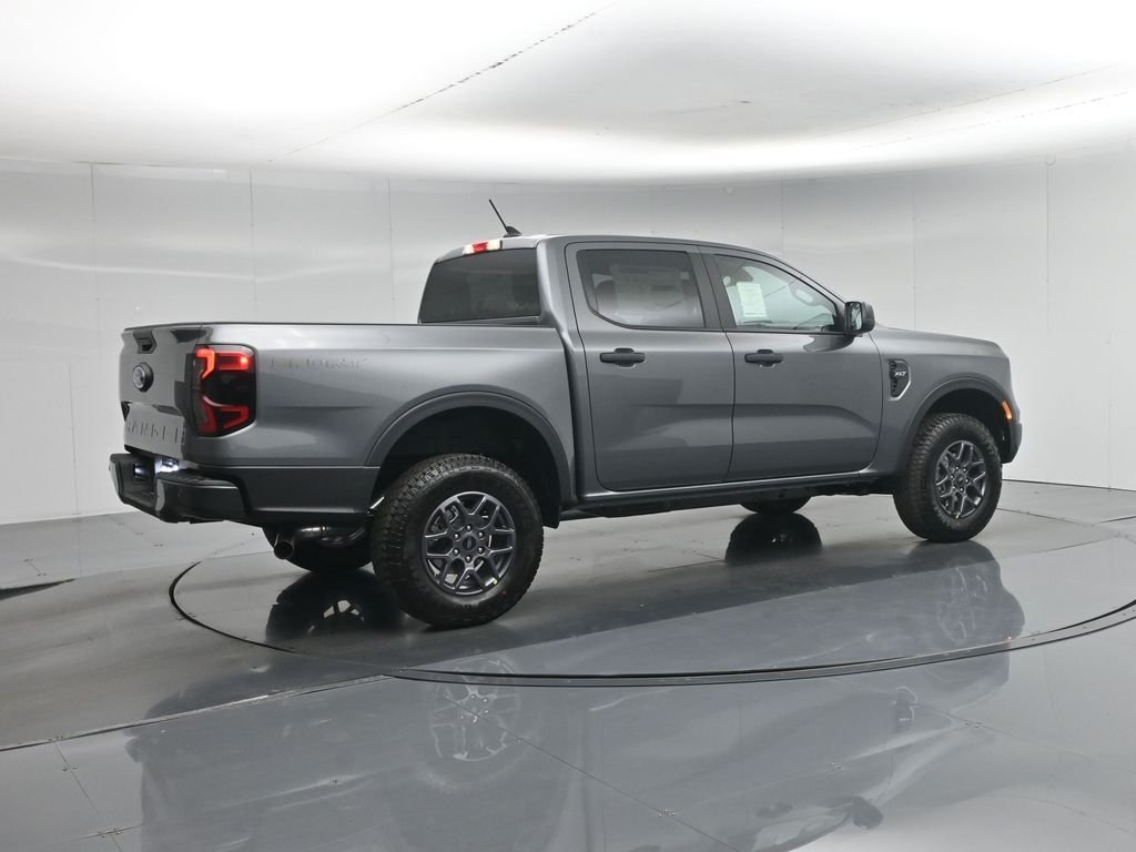 New 2026 Carbonized Gray Metallic Ford XLT image 24