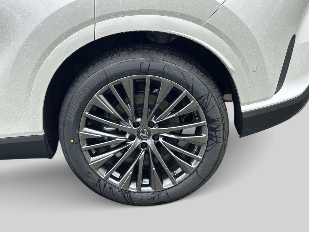 2026 Lexus RX 450h+ Luxury - Photo 11