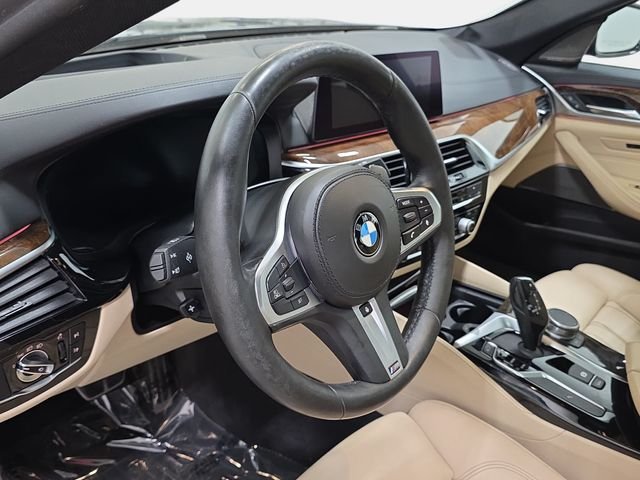 Used 2019 Carbon Black Metallic BMW M550i xDrive image 14