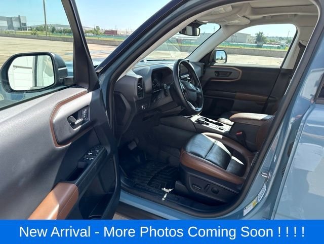 Used 2021 Gray Ford Badlands image 14
