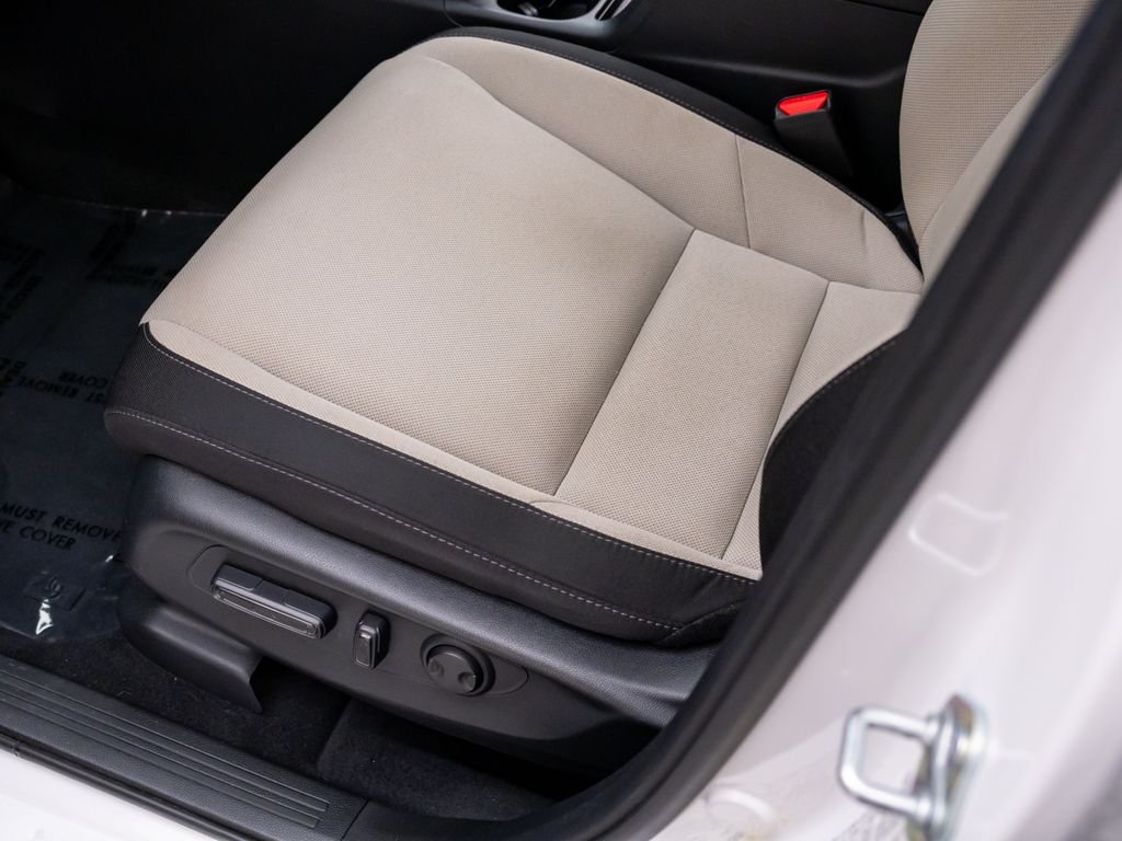 2024 Honda CR-V EX - Photo 16