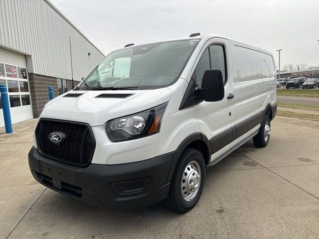 New 2026 Oxford White Ford Base image 3