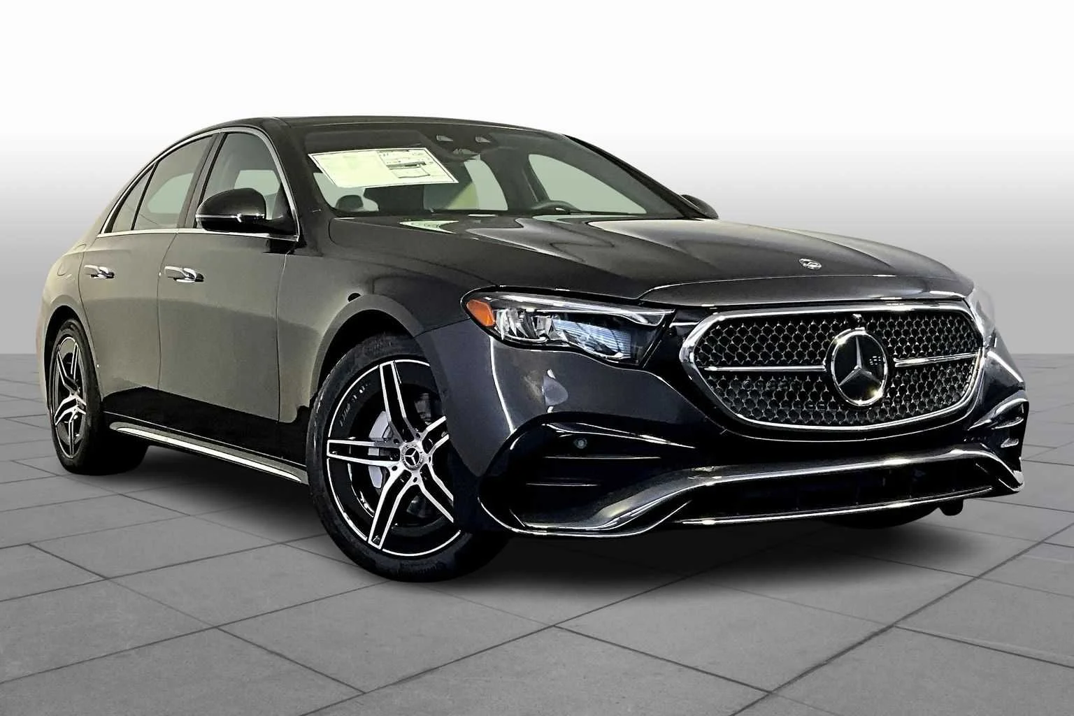 2026 Mercedes-Benz E-Class E350 - Photo 19