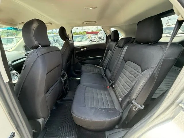 Used 2016 Silver Ford SEL image 17