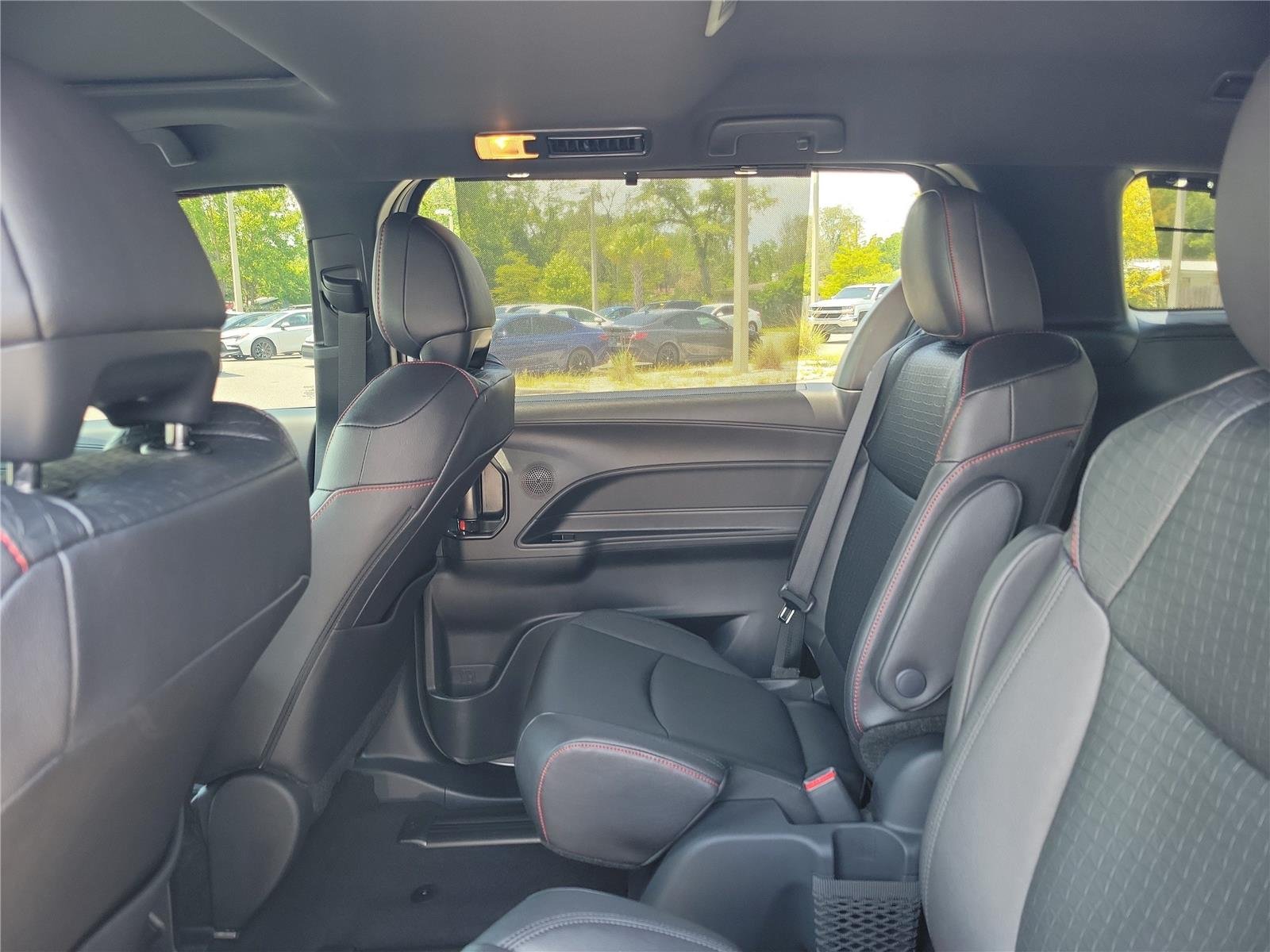 Used 2026 Ice Cap Toyota XSE image 15