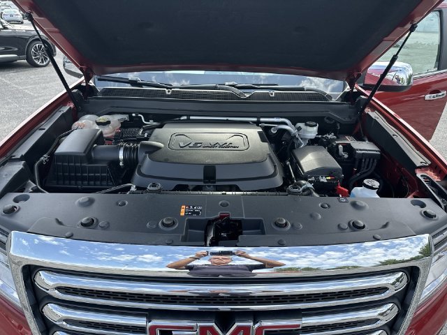 Used 2016 COPPER RED METALLIC GMC 4WD SLT image 26