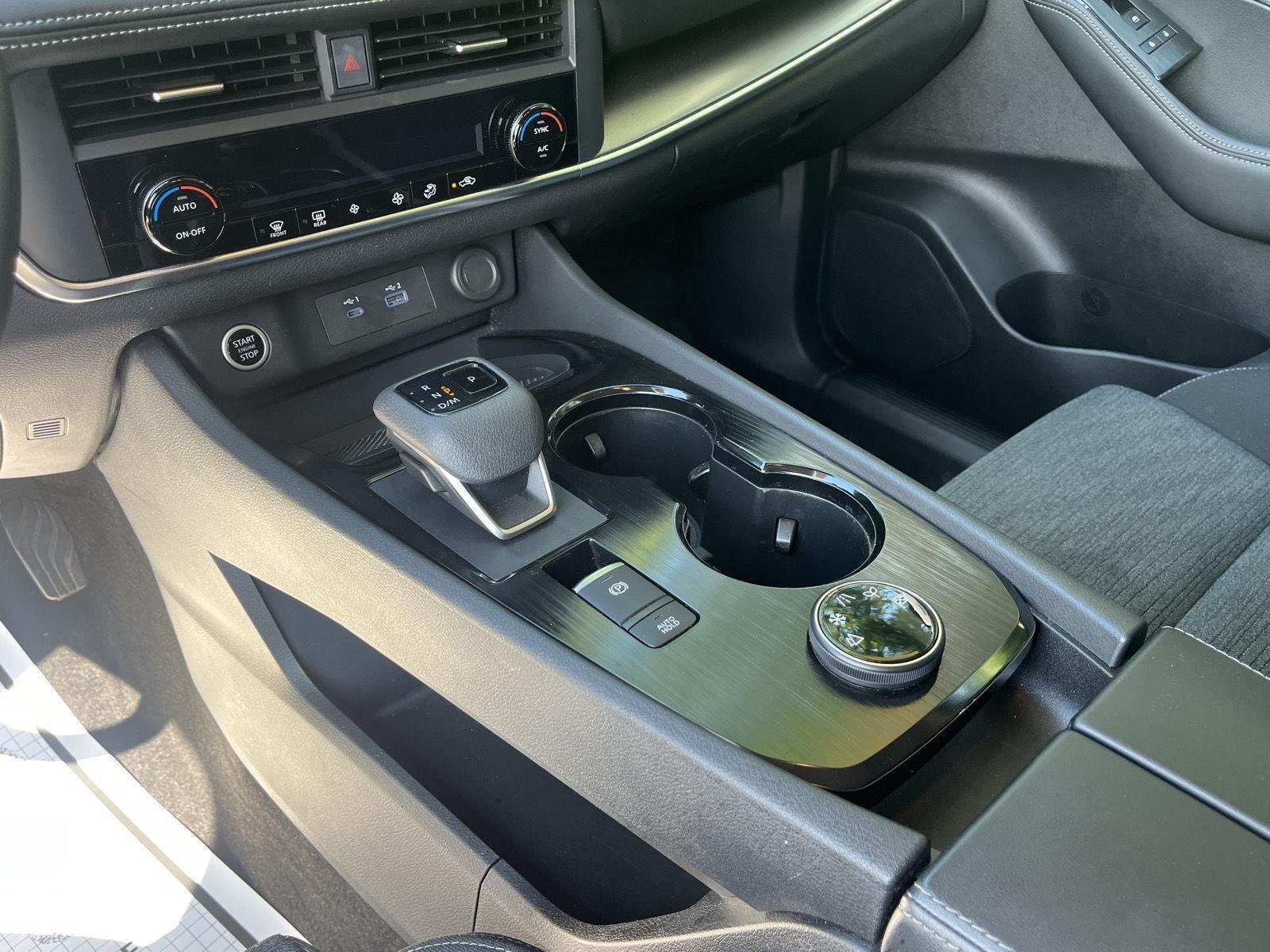 Used 2023 Brilliant Silver Metallic Nissan SV image 26
