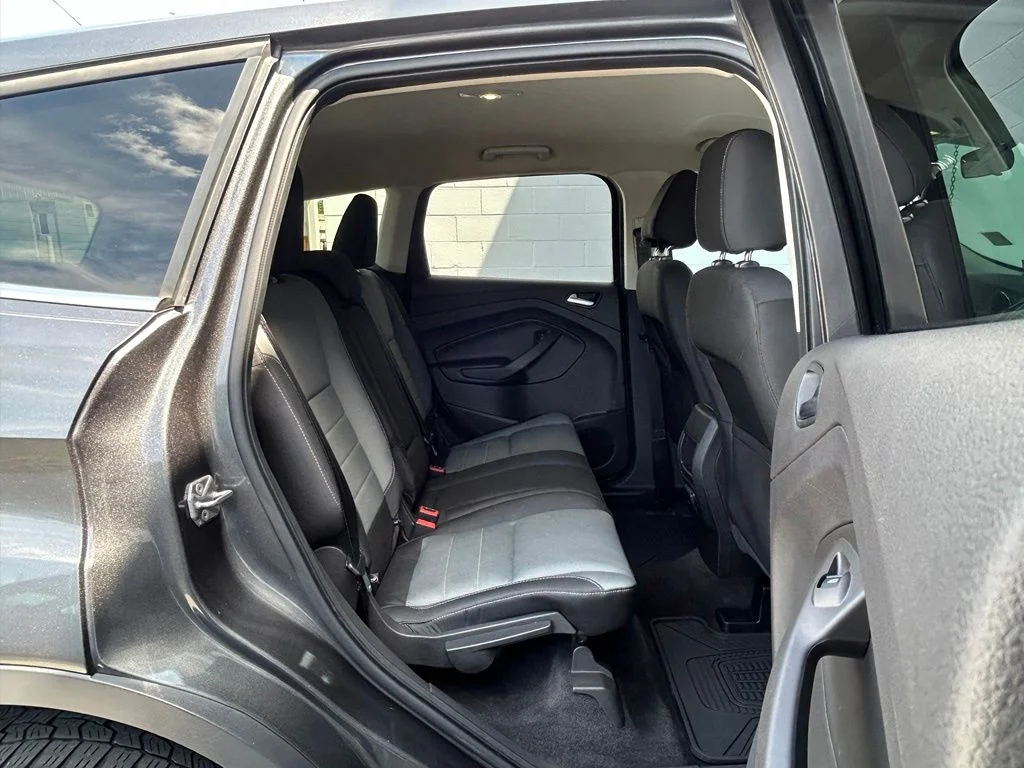 Used 2016 Gray Ford SE image 32