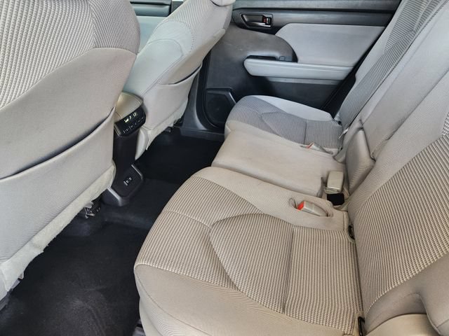 Used 2021 Black Toyota L image 31