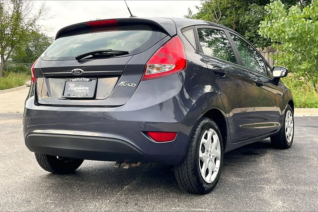 Used 2013 Purple Ford S image 11