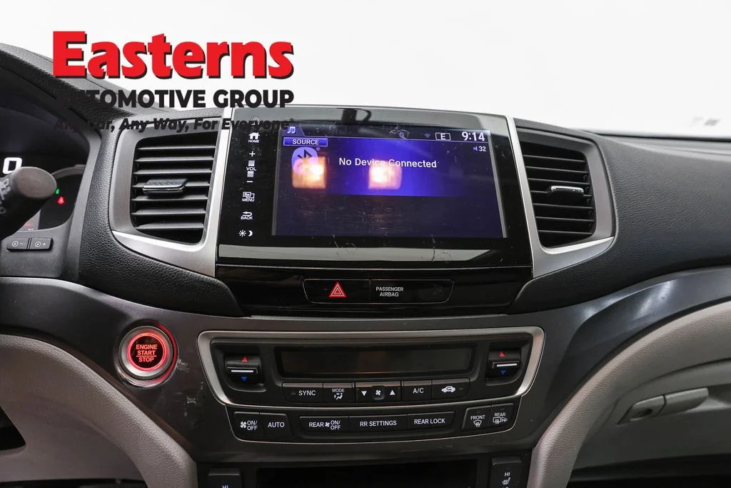 Used 2018 Gray Honda EX-L image 11