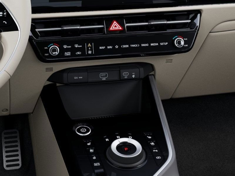 New 2026 Snow White Pearl Kia WAVE image 23